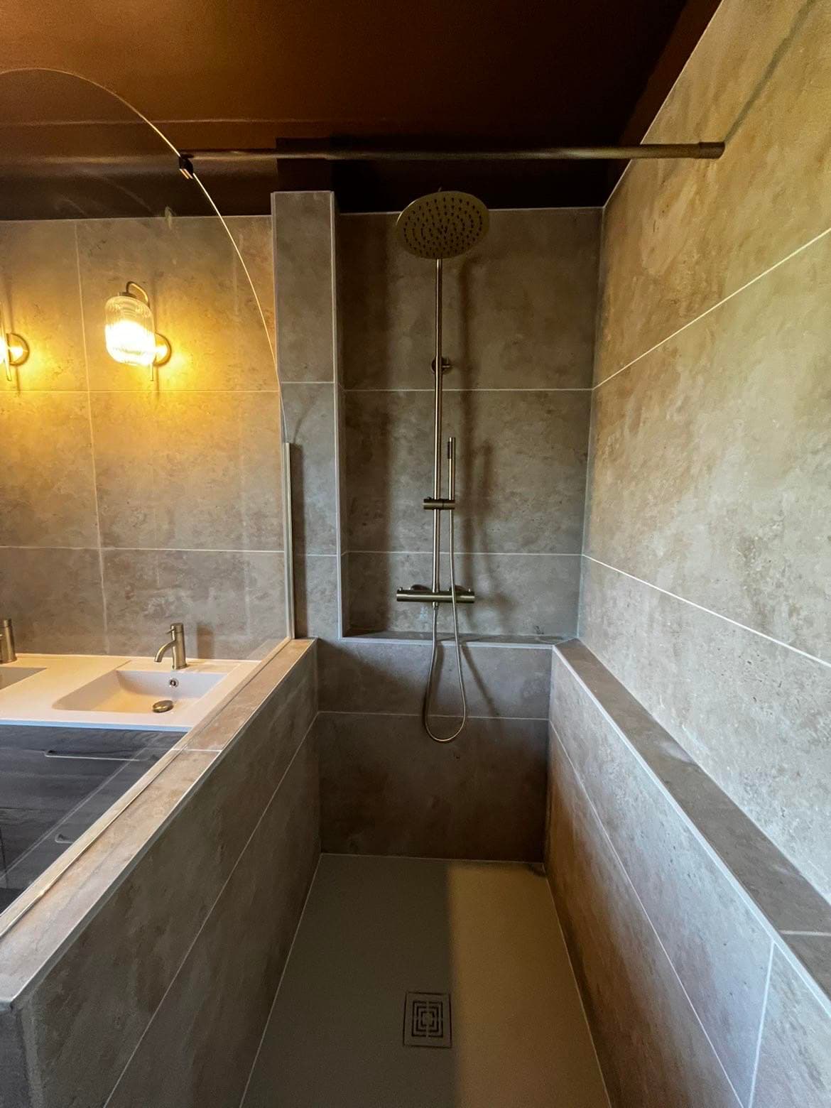 Rénovation complète d'une salle de bain parent à Pagny-sur-Moselle - photo de rénovation 14