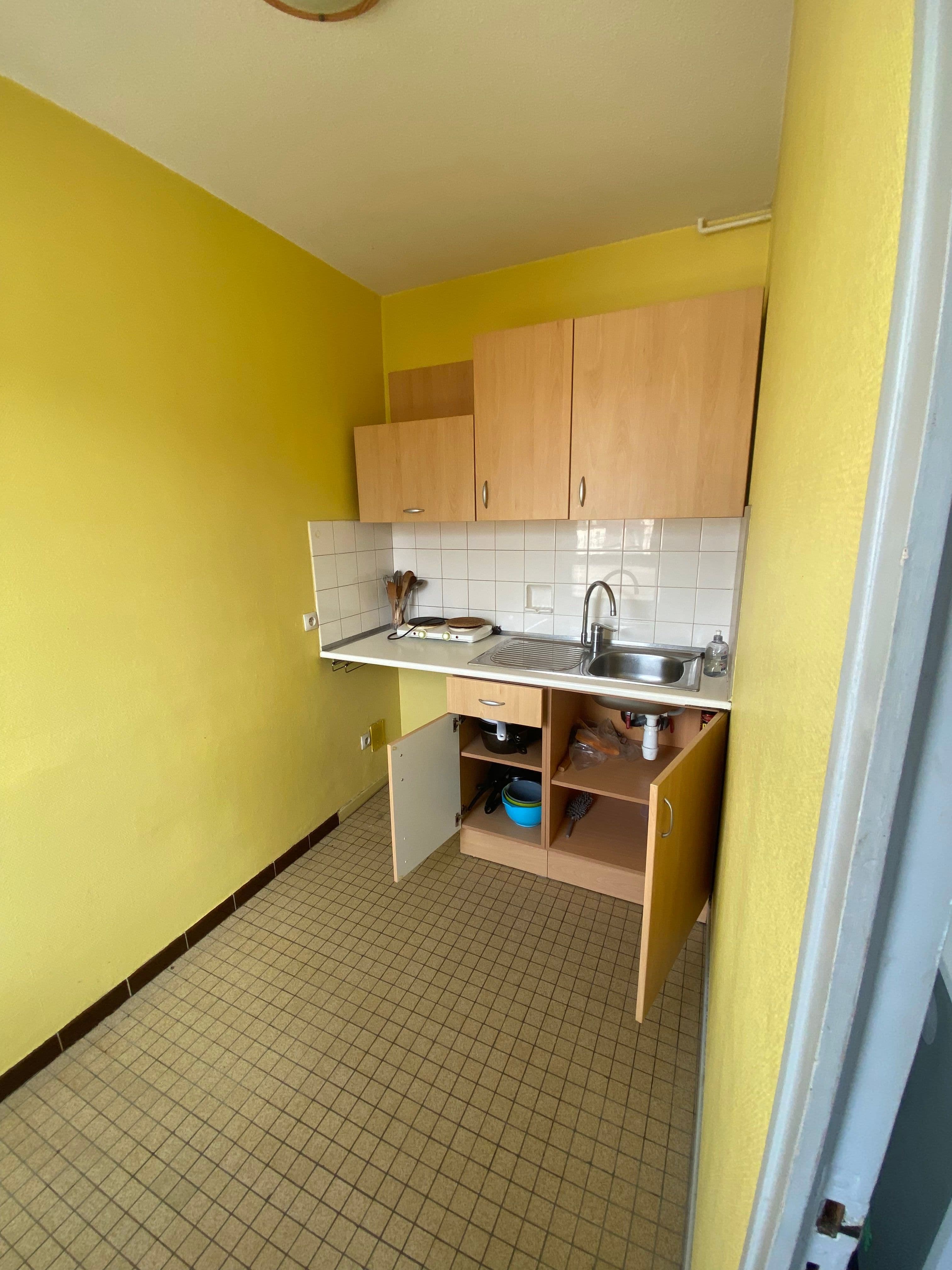 Rénovation Complète d'un Studio 37m² à Nancy : De l'Ancien au Moderne - photo de rénovation 1